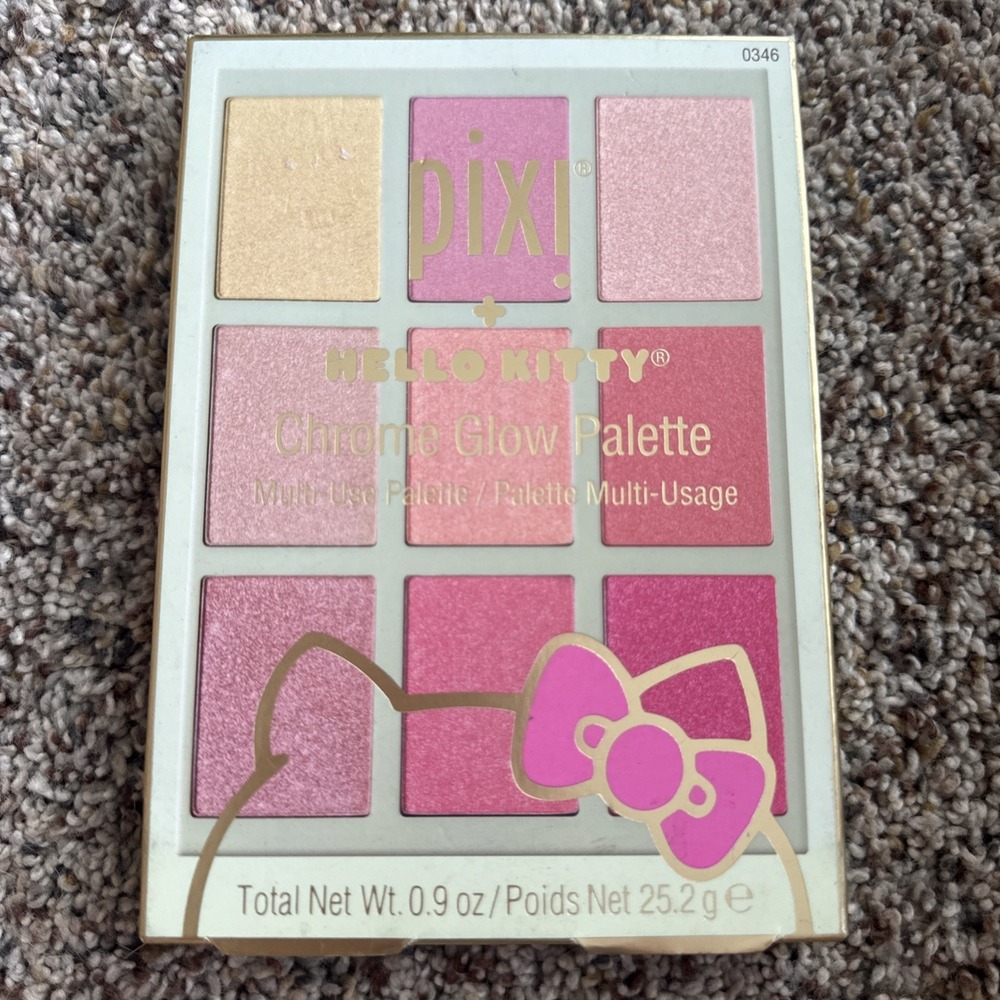 Pixi + Hello Kitty Chrome Glow Palette #0346 Charming Glow